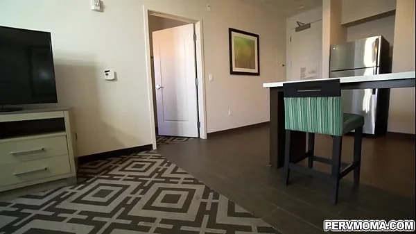 I fuck my hot stepmom Havana Bleu filling the void in her sex life