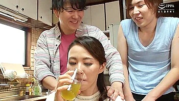 05F2203-A mature woman who was given an aphrodisiac has an affair with a young dick