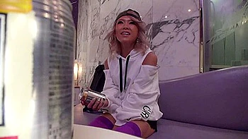 0000804 靴下 ギャル 貧乳などが含まれている