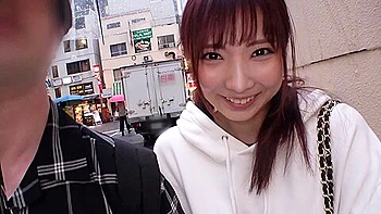 カップル彼女を彼氏から寝取ってハメる！ホテルに連れて来た女をパコリ倒す