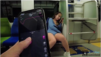 Remote Vibe Teasing Walk! Pussy Juice Gushing, Creampie Climax
