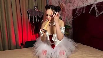 Horny Clown Girl Ellise Sneaks Into The Bedroom And Plays Until She Explodes