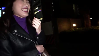 0010787_美人 素人 接吻などが含まれている