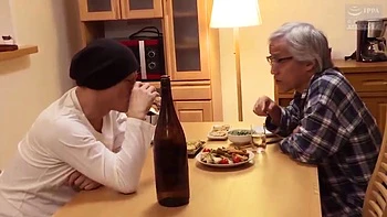 XTK092-XNXAVOTARU752667934