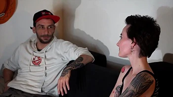 Chloé, 28 years old, from Versailles! - Jacquie et Michel TV