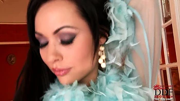 Glamorous newbies amazing butt