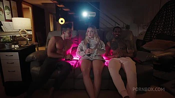 Le alquilamos una habitacion a una francesa y le hacemos dp