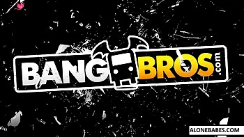 Spring Break Hot Blonde Babes Party Hard With Dre Delevigne