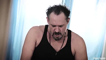 Stepdad Caught Me Sex Video