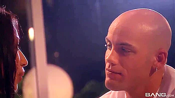 Jasmine Byrne And Derrick Pierce - Gets A Christmas Surprise