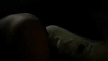 shasha baise un mec dans les chiottes du cinema