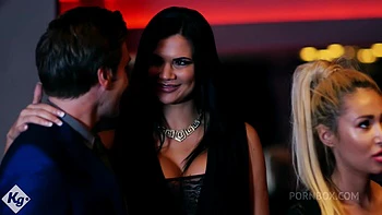 Jasmine Jae Offers The Girlfriend Experience