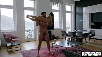 Sandra Blue Has Her First Taste Of Pornstar Cock!!!!