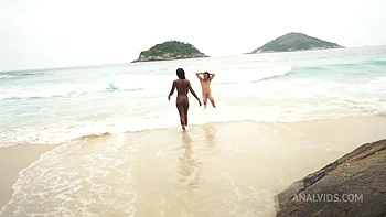 Cute Brazilian Mulata, Jasminy Villar Double Penetrated By Huge