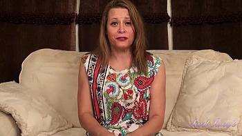 Jayden Fucks Herself with Vibrator in Lacy Red Stockings