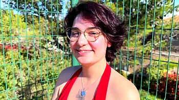 Oletsha, 26, mistress of a hotel in Nancy! - Jacquie et Michel TV