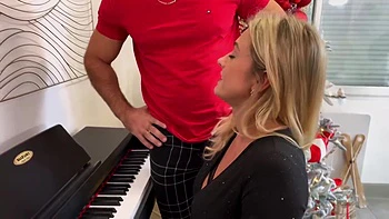 The Sicario gets out of trouble - Jacquie et Michel TV