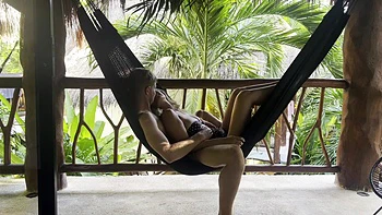 on commence dans le hamac on fini au lit