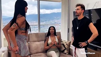 Yenifer Chacon - Personal Trainer Makes A House Call