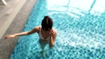 清楚な巨乳美女が甘いキスして手マンで艶やかにイクラブラブエッチ