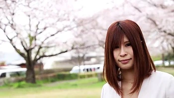 スレンダー美人妻がキスと乳首愛撫で感度高まるスローな前戯