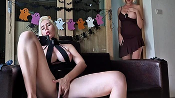 Caught Spying On My Horny Fake Twin She Spreads Her Wet Pussy And We Masturbate Together. Halloween 2025