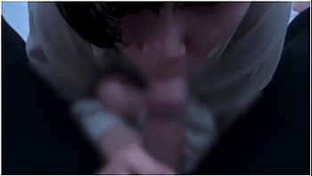 Girl With Short Hair Ejaculates A Lot In Her Mouth