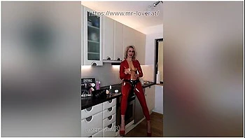 Latexmama And Her New Mr.lover Toys