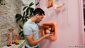 All Dolled Up: Try Me!