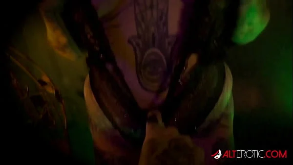 Tigerlilly and Thumper Suicide get downright naughty