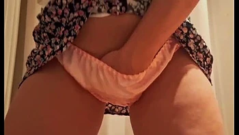 Innocent Cute Girl Secretly Loves to Fuck - Amateur Blowjob & Cowgirl Riding with Real Orgasm