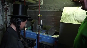 Cute Big Ass Chick Gets Fucked And Sprayed On Her Pussy - Anna Von Freienwalde