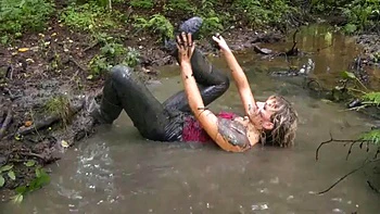 Beautiful Blonde in Leather Leggins and Wellies plays in Mud P2: Amateur, Babe  Ass Porn