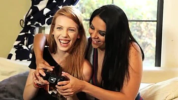 Ginger lesbian friends 69 pussy licking - Missy Martinez & Pepper Kester