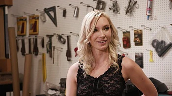 Couple Claire Roos and Derek Savage fucked in the car