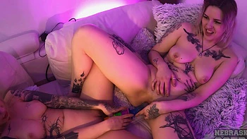 Sammie (Sam Big Boobs) and Cheri enjoy each other’s company