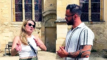 Alva takes control of her photo shoot... - Jacquie et Michel TV