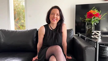 A last ordeal for Léa - Jacquie et Michel TV