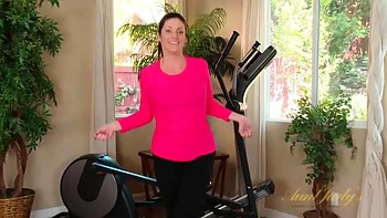 Alicia Silver works out her body AND pussy