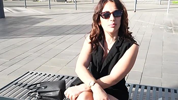 Queen and Lena wanted to dominate several cocks! - Jacquie et Michel TV