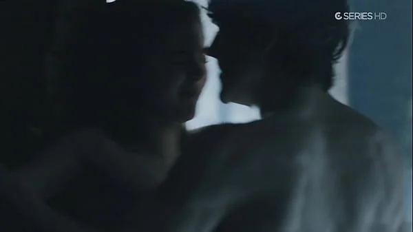 Watch Every Single Game of Thrones Sex Scene