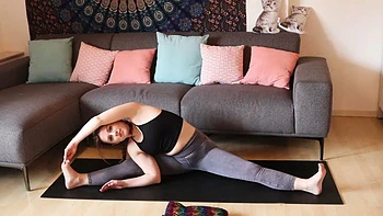 Yoga: Amateur, Xhamster  Solo Porn