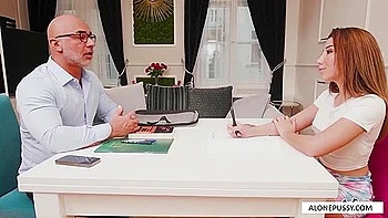 Layla Scarlett Anal Lesson 1