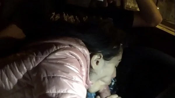 Public threesome sex in front of a police station during the quarantine!!!