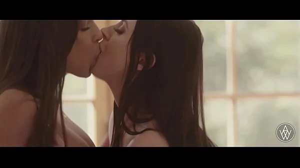 ANGELA WHITE - Busty Lesbian Sex with Autumn Falls