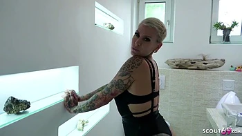 Hot Tattoo Milf Cat Cox Get Hard Anal Fuck At Casting - Reality