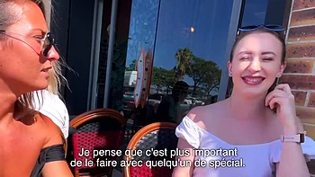 Chloé, 29 years old, from Hyères! - Jacquie et Michel TV