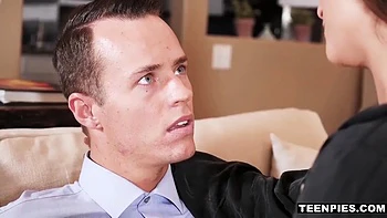 He Will Go To Bed With This Brunette Twice In A Row!