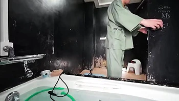 AKYVAZSRJWHTZUZQKJm47MVSD660