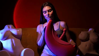 Review of my sex toys by Stefany Kyler: Amateur, Brunette  Dildo Porn